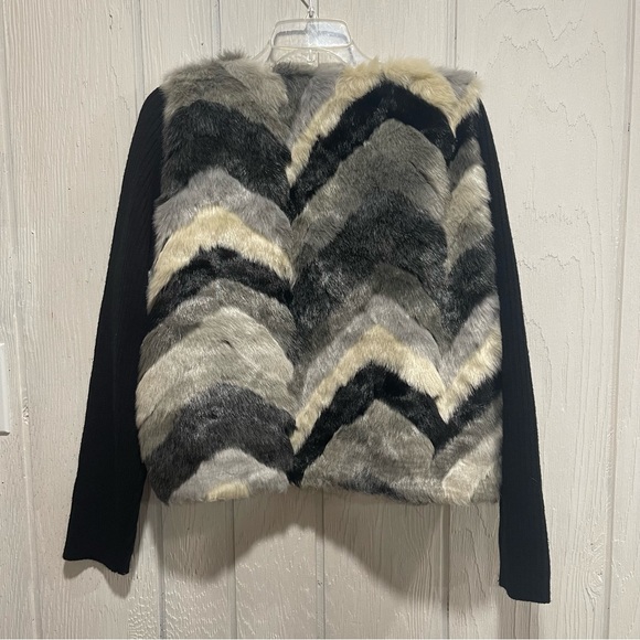 Cliche’ chevron faux fur jacket in size XL - Picture 8 of 9